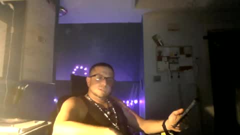 shortmel online show from July 1, 1:28 am