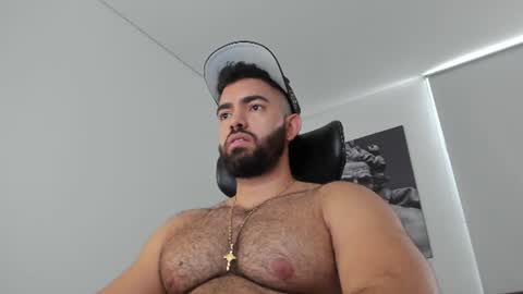 simon_leon01 online show from June 23, 10:13 pm