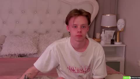 Simon online show from May 9, 1:23 pm