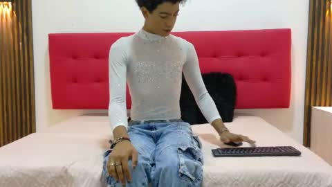   online show from June 12, 10:46 am
