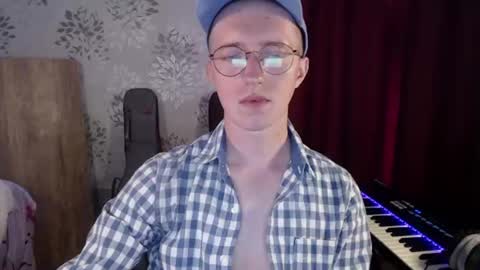 Alex online show from July 4, 1:47 pm