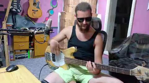 I am The Fourth and only Sir. Pelo online show from July 27, 5:53 pm