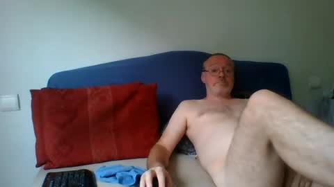 sirdon83 online show from July 13, 3:58 pm