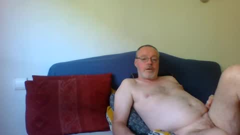 sirdon83 online show from July 18, 7:25 am
