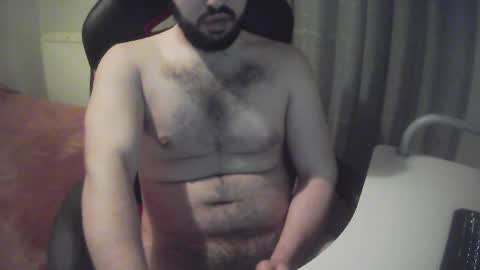 sissy_bear_ online show from May 5, 11:38 pm