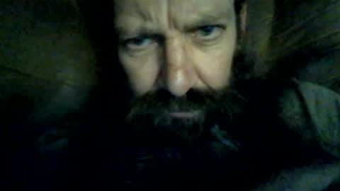 sitonmybeardxxx online show from May 19, 1:43 am