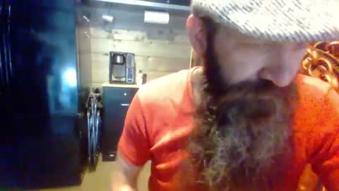 sitonmybeardxxx online show from July 21, 11:40 pm