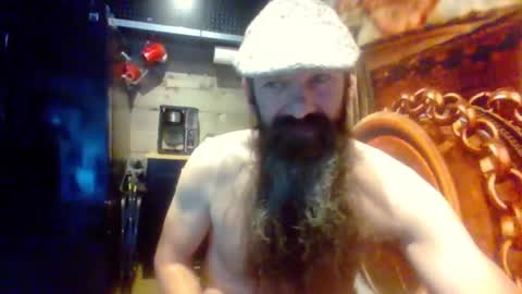 sitonmybeardxxx online show from July 17, 4:46 pm