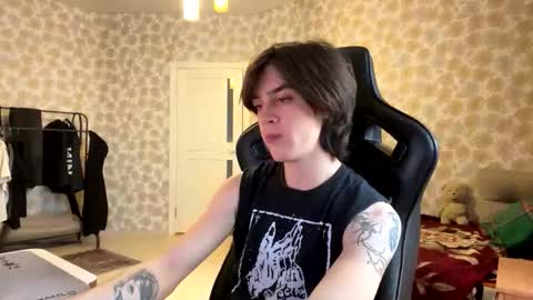 skinnyfitboy online show from May 2, 8:50 am