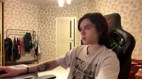 skinnyfitboy online show from May 11, 6:27 pm