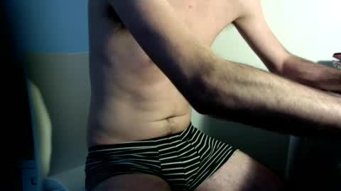 skinnyjohn3107 online show from December 28, 2:22 pm