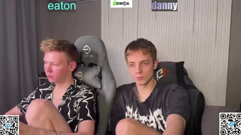 sky_hunter online show from May 15, 4:04 pm