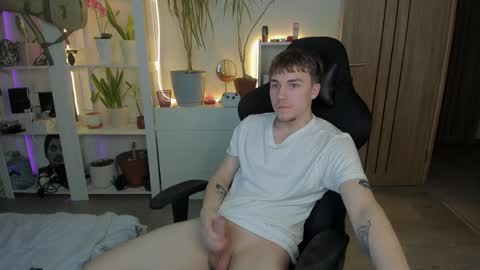 Mila online show from February 4, 7:00 pm