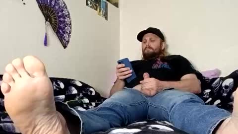 Mr King Feet 69 online show from May 22, 11:10 pm
