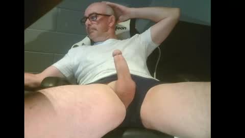  SLUTIAM   online show from May 12, 3:15 am