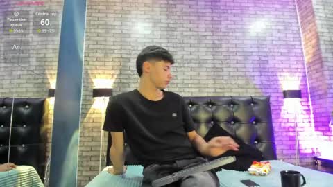 Smith online show from May 19, 7:42 pm