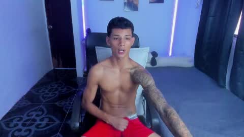 snak_master1 online show from May 1, 7:16 pm
