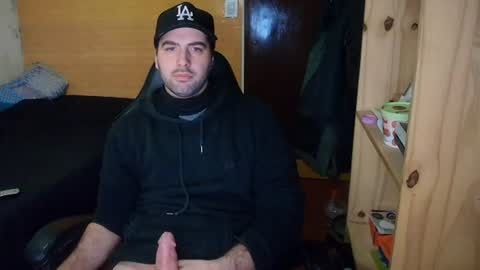 ManuAiluPlay online show from June 15, 10:57 pm