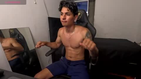 soy_samuel11 online show from June 28, 1:44 am