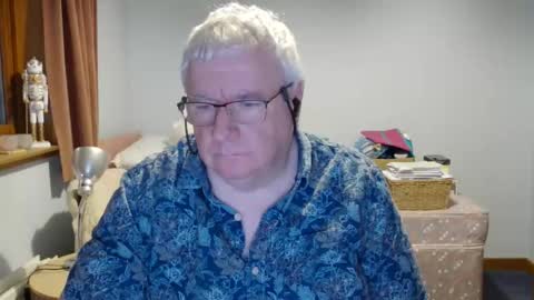 springtine online show from May 31, 11:16 pm