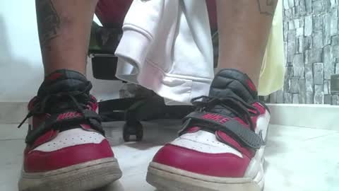sr master cum its my old account online show from August 4, 7:40 pm