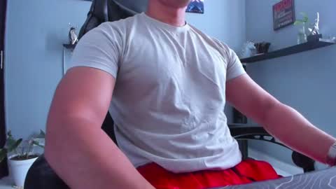 Stefann Salvatore online show from July 20, 4:42 pm