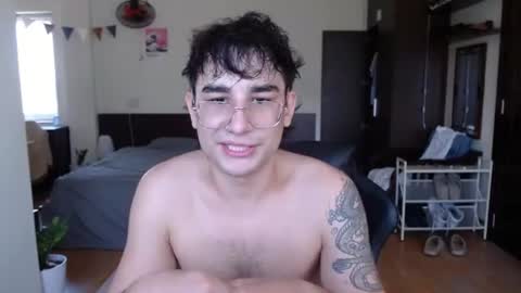 Alex   online show from June 21, 3:23 am