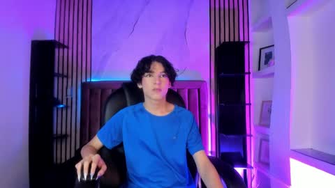 Sthepano  online show from May 5, 3:41 am