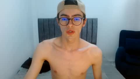 stiv_grant online show from June 11, 11:52 am