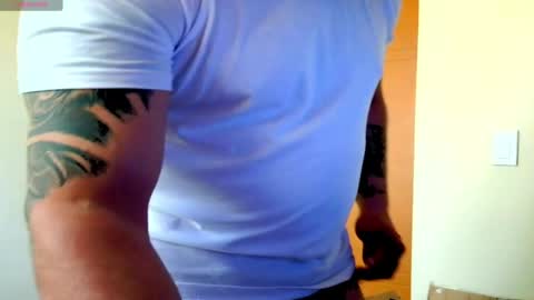 stiven253958 online show from June 7, 9:22 pm