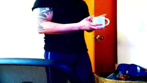 stiven253958 online show from July 29, 3:11 pm