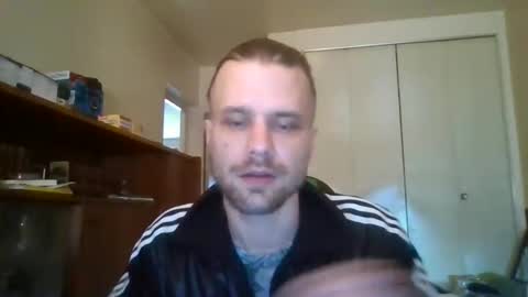 stockingsnfeet online show from May 4, 4:31 pm