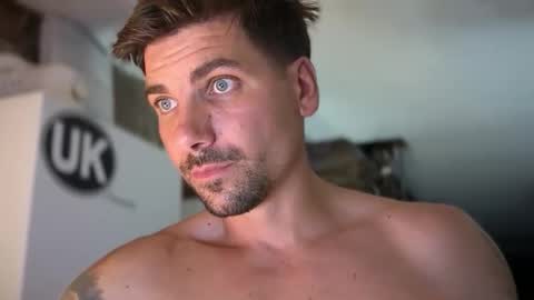 Str8boyxxx online show from June 7, 9:00 pm
