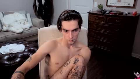 str8whiteboy21 online show from August 1, 4:00 am
