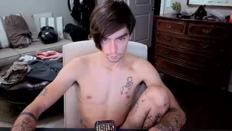 str8whiteboy21 online show from July 28, 4:39 pm