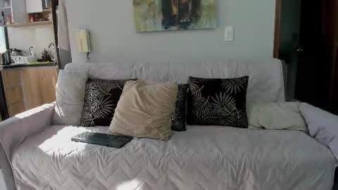 straight__friends online show from June 29, 1:11 pm