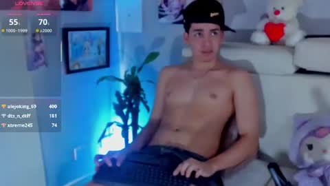 strong_rock69 online show from July 27, 8:38 pm