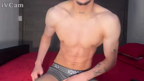 stronghardlatino online show from May 2, 5:16 pm