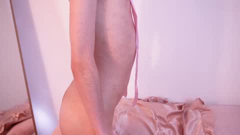 Suki  online show from July 18, 7:30 pm