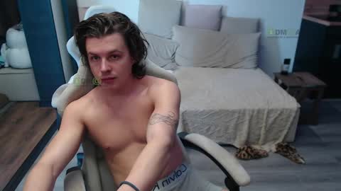 Alice and Sergey online show from May 14, 10:35 am