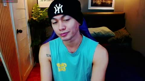 DYLAN online show from July 13, 8:49 am
