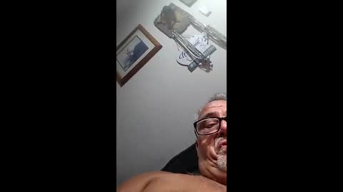 surfdude777888 online show from May 16, 12:25 pm