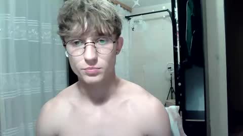 Sweet boy06 online show from July 10, 8:54 pm