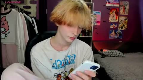 kira online show from July 9, 5:49 pm
