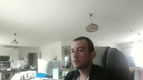 sweetguyss12 online show from June 8, 10:49 am