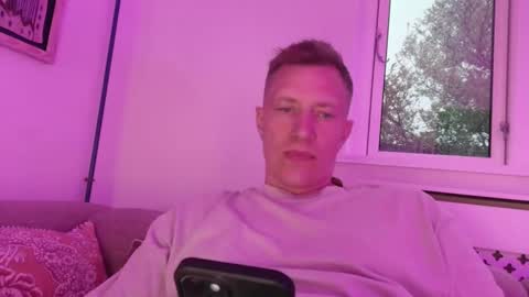 sweetsinner83 online show from May 11, 7:11 pm