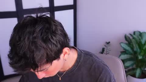 Andy  online show from June 24, 7:06 pm