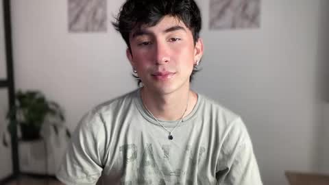 Andy  online show from May 9, 12:33 am