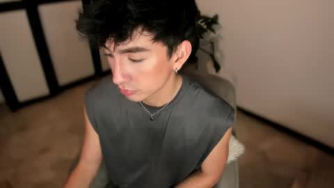 Andy  online show from May 1, 1:53 am