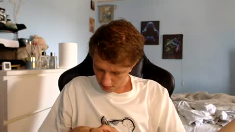 Cat online show from July 4, 7:55 am